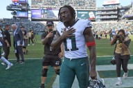 Deadspin | Nick Sirianni: A.J. Brown ‘wants to contribute’ to Eagles, not leave