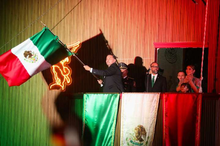 Al Público Lo Que Pida