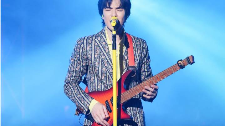 Jam Hsiao Signs Deal With Sony Music in Tri
