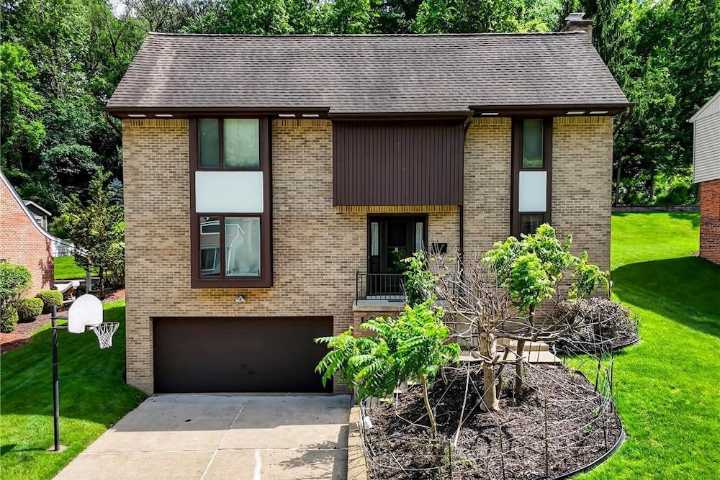House of the Week: A Custom Home in Scott Township