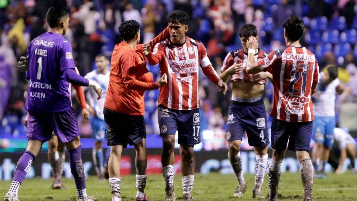 Chivas acabó con maldición de 11 meses sin ganar juegos consecutivos