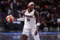 Deadspin | Dream out to solidify 2-seed, while Sparks in need of win