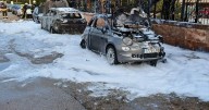 Un incendio destruye cuatro coches y cuatro motos en Llucmajor
