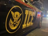 México pide investigar muerte de connacional en ataque al ICE en Dallas