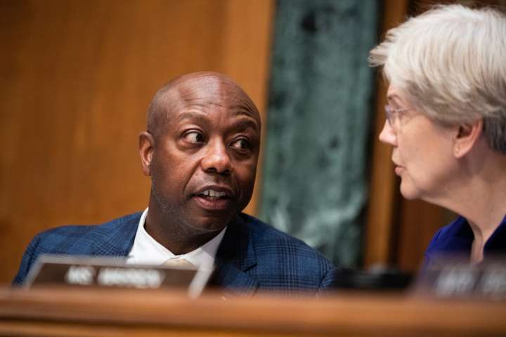 Senate Banking Democrats urge Scott to delay Fed nominee hearing