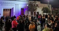 Crisis en Allen: marchas, emergencia en debate y paro de los gremios municipales