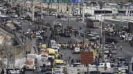 Palestinos disparan y matan a 6 personas en una parada de autobús en Jerusalén