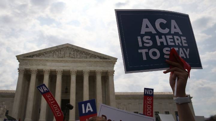 Democrats urge GOP to extend ACA subsidies to avoid shutdown
