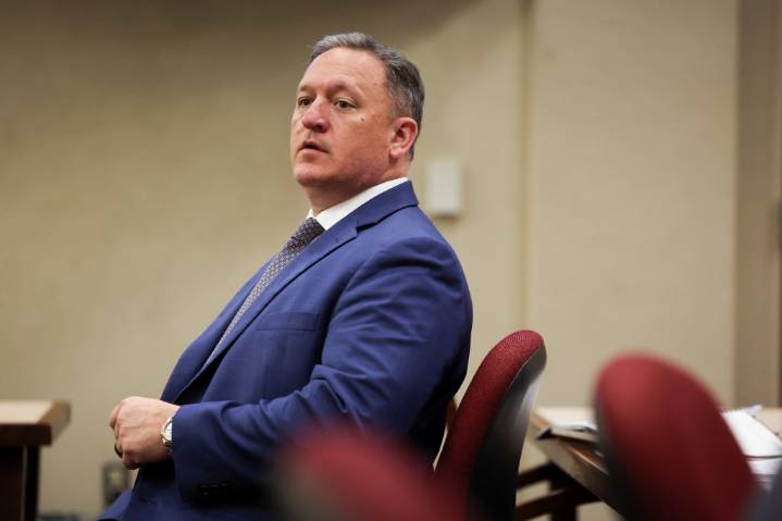 New Illinois law creates state office to aid public defenders
