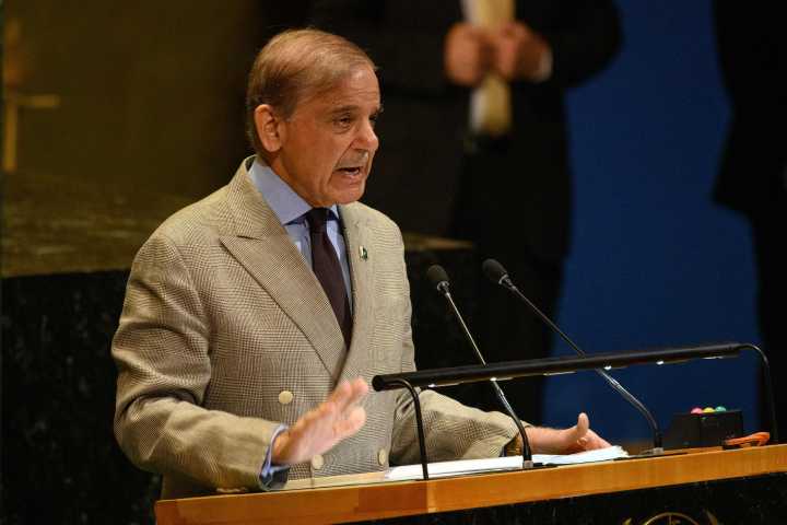 Pakistan Offers Conditional Dialogue with India