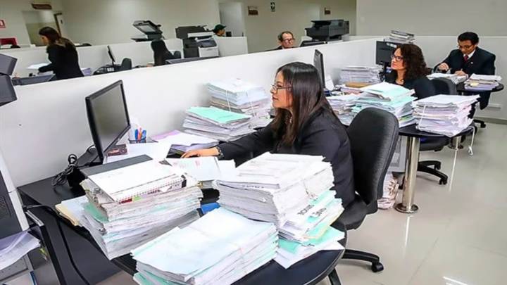 CAS: Congreso aprueba en primera votación gratificaciones y CTS