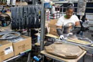 US hiring stalls with employers reluctant to expand in an economy grown increasingly erratic