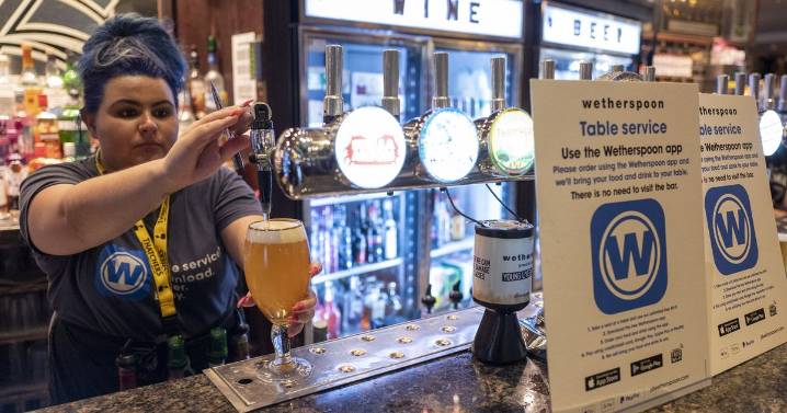 Wetherspoons major change as pub chain asks punters to queue up to 'help Gen Z drinkers'
