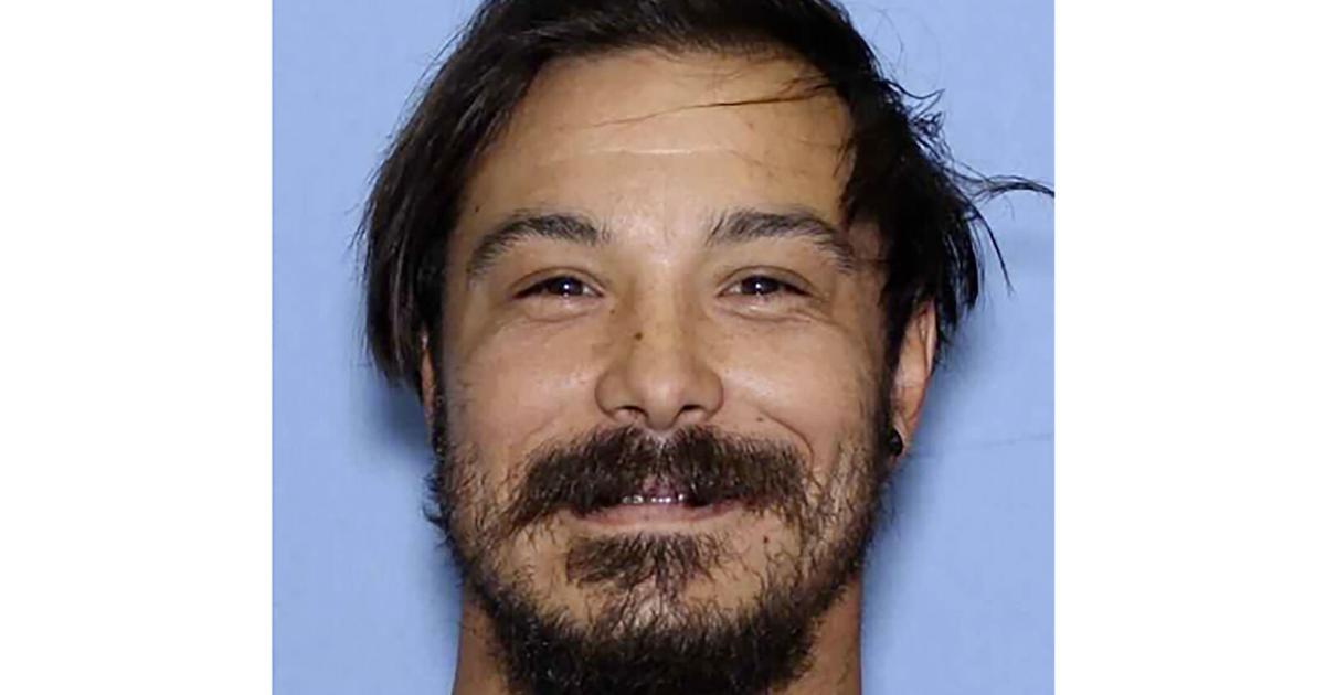 Officials find remains they believe are Travis Decker, wanted in killings of his 3 young daughters