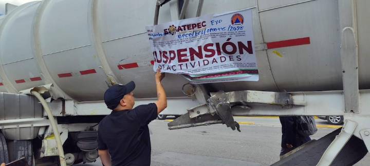 Tren choca contra pipa en Ecatepec y afecta la circulación