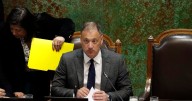Presidente de la Cámara advierte que confianza con el gobierno queda “absolutamente quebrada” tras rechazo a multa en el voto