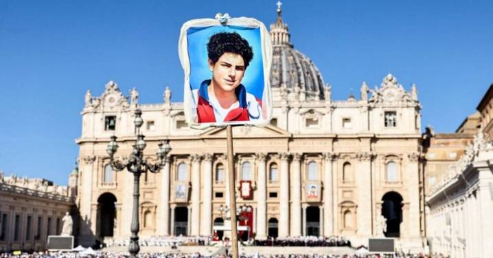 Carlo Acutis, el “influencer de Dios”, se convierte en el primer santo millennial de la Iglesia Católica