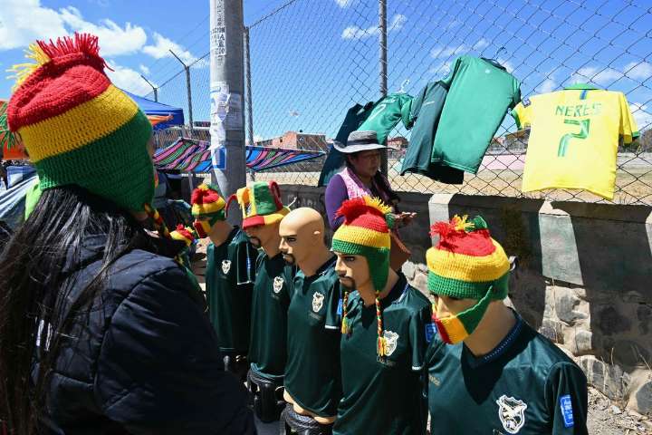 Venezuela y Bolivia se disputan la posible última plaza sudamericana al Mundial 2026