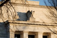 Fed faces economic uncertainty and political pressure ahead of interest rate decision