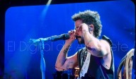 Camilo rompe a llorar en su concierto de Albacete