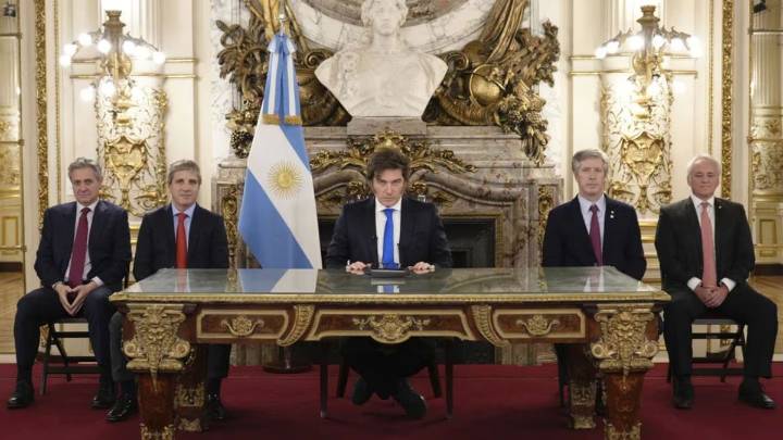 En medio de la turbulencia política, Milei presentará el presupuesto en cadena nacional