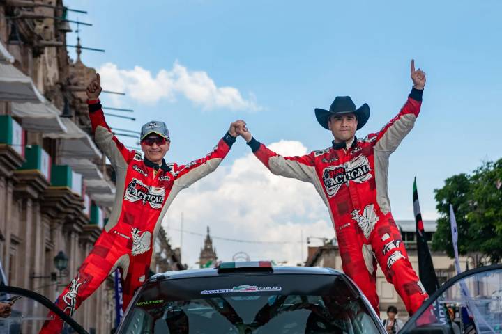 La catedral de Morelia recibe la llegada triunfal del Rally Patrio 2025