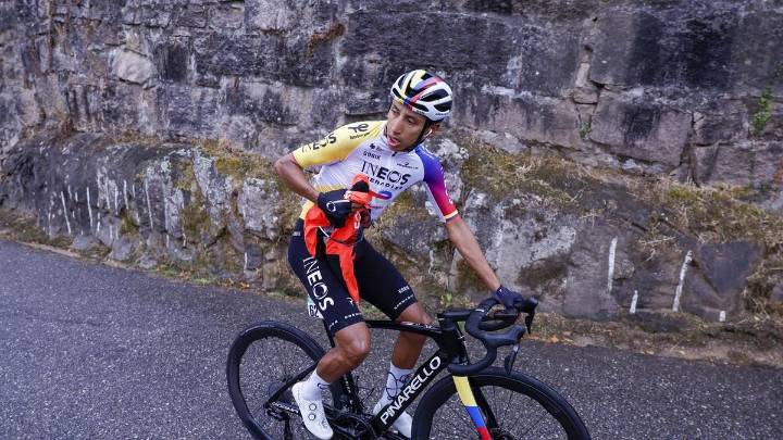 Bernal in front as Vuelta chief hits out at protesters