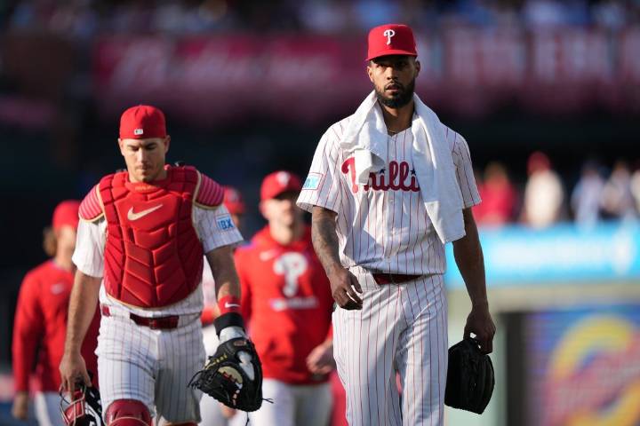 Deadspin | Cristopher Sanchez, surging Phillies seek to fluster Mets