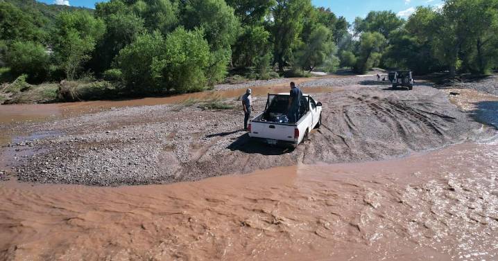 Magdalena sufre inundaciones tras desbordamiento de río y arroyos