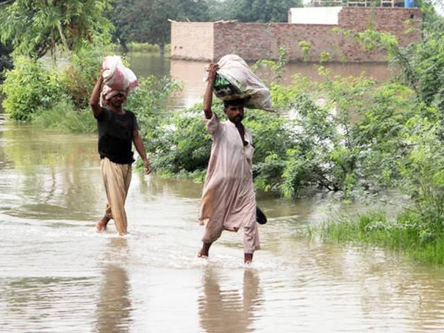 Govt opts for self-reliance in flood recovery