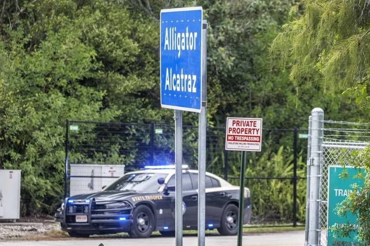 Corte suspende cierre Alligator Alcatraz en Florida