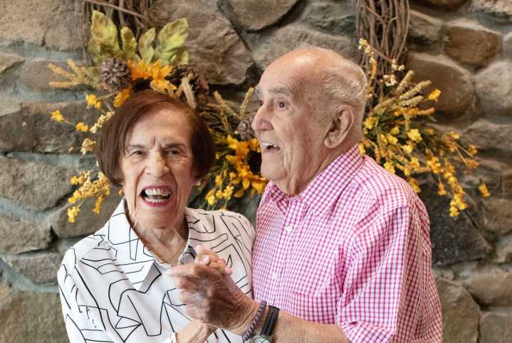 Tiverton couple renews vows after 75 years