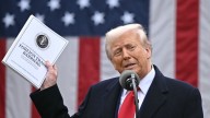 Analista dice que la Corte Suprema de Estados Unidos podría dar “una salida” a Trump en el caso contra sus aranceles