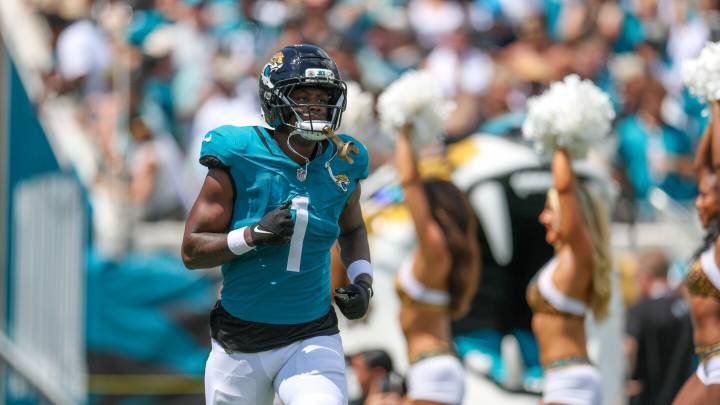 10 Fantasy Football Takeaways from Week 1: Travis Etienne and Breece Hall are in peak form