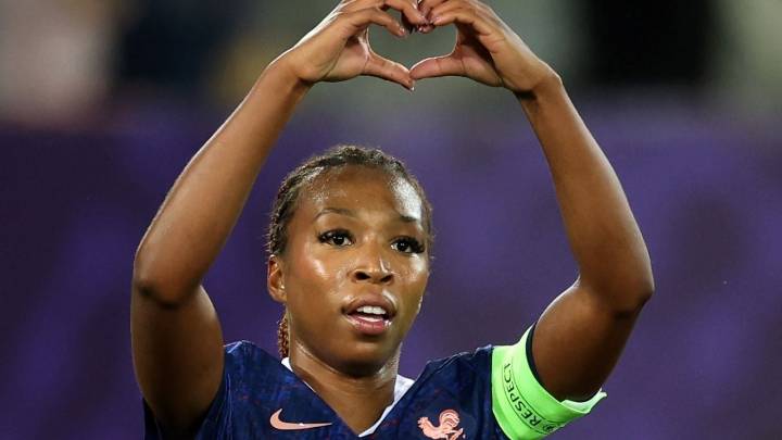 Grace Geyoro rompe récord y supera a Jacqueline Ovalle como el fichaje más caro del futbol femenil