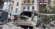 Un nuevo ataque ruso alcanza por primera vez una sede del gobierno en Kiev y causa dos muertos y más de una decena de heridos