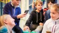 Suecia implementará la prohibición nacional de teléfonos móviles en las escuelas