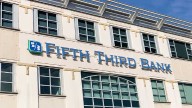 Louisville bank teller accused of stealing $10K+ to fund 'online relationship'