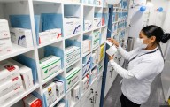 Avalan en comisión prohibir venta de medicamentos que requieran receta médica a menores de edad