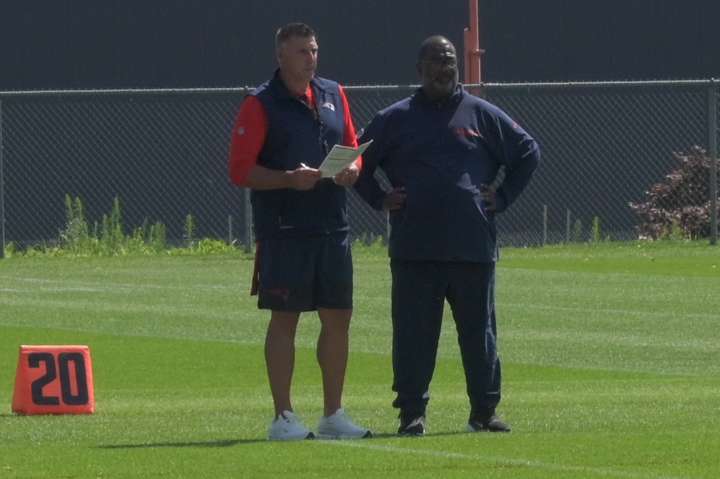 Patriots defensive coordinator Terrell Williams diagnosed with prostate cancer