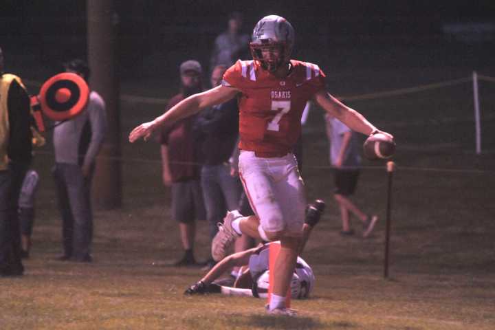 Football: Osakis cruises to Homecoming night victory over rival Sauk Centre