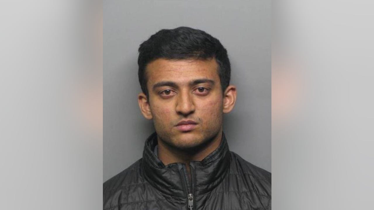 Man arrested in fatal stabbing in front of Fremont home