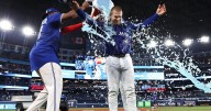 Bullpen blanks Boston as Blue Jays keep pace with Yankees