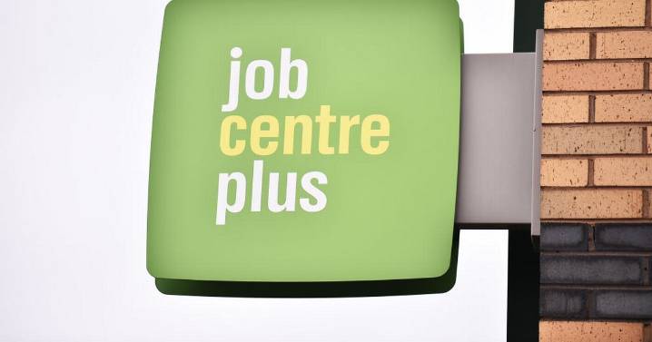 DWP gives Universal Credit 'last resort' update