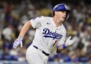 Dodgers place Will Smith on injured list with bone bruise in right hand