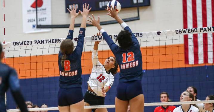 Camryn Carter seals the deal for Yorkville at Oswego