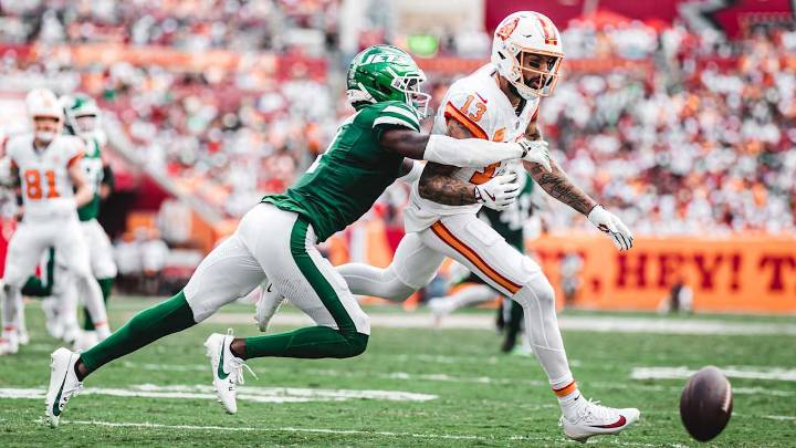 Turnover Battle Looms Large in Jets-Dolphins Monday Night Matchup