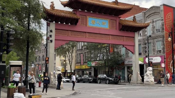 Montreal Chinese community members want answers after RCMP ends ‘police station’ probe