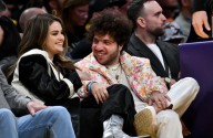 Selena Gómez y Benny Blanco celebran cena prenupcial en California