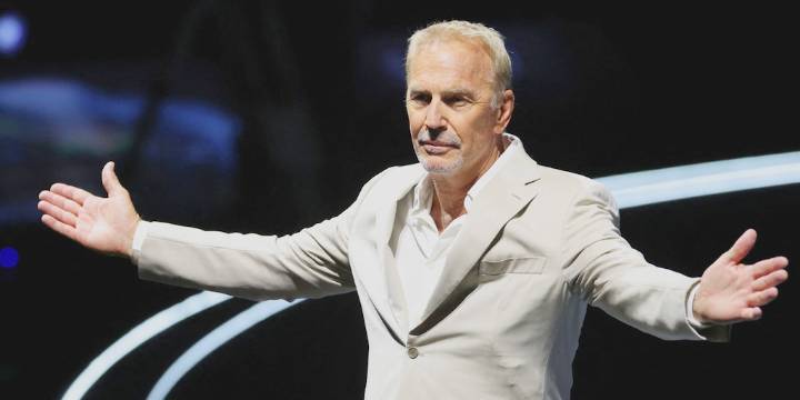 Kevin Costner visita México y conmueve a estudiantes promesa: “El fracaso no importa si intentaste con sinceridad”